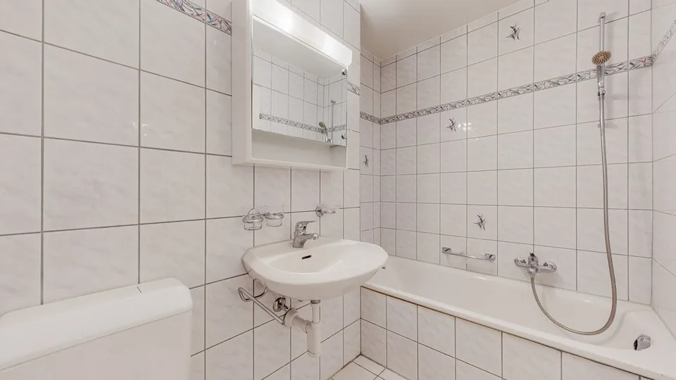 Looking for a city apartment in a quiet location?