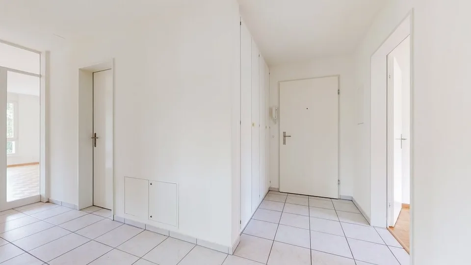 Looking for a city apartment in a quiet location?
