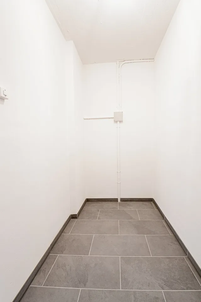 Helle 2-Zimmer-Wohnung mit Balkon in Basel-Kleinhüningen – Foto 10 von 13