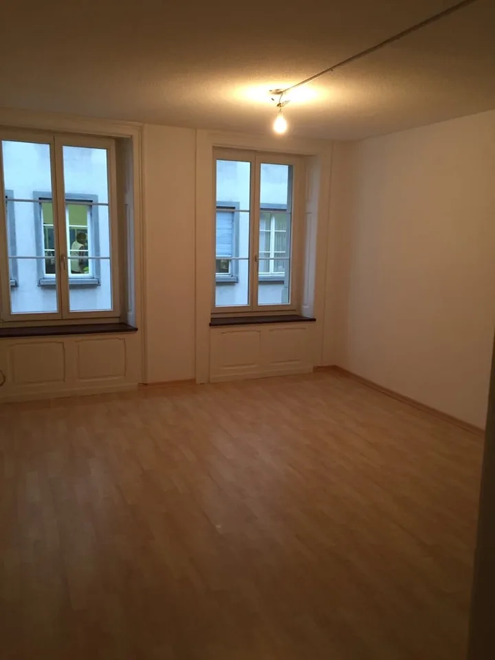 Appartement pour une personne avec cuisine moderne dans la vieille ville d'Aarau
