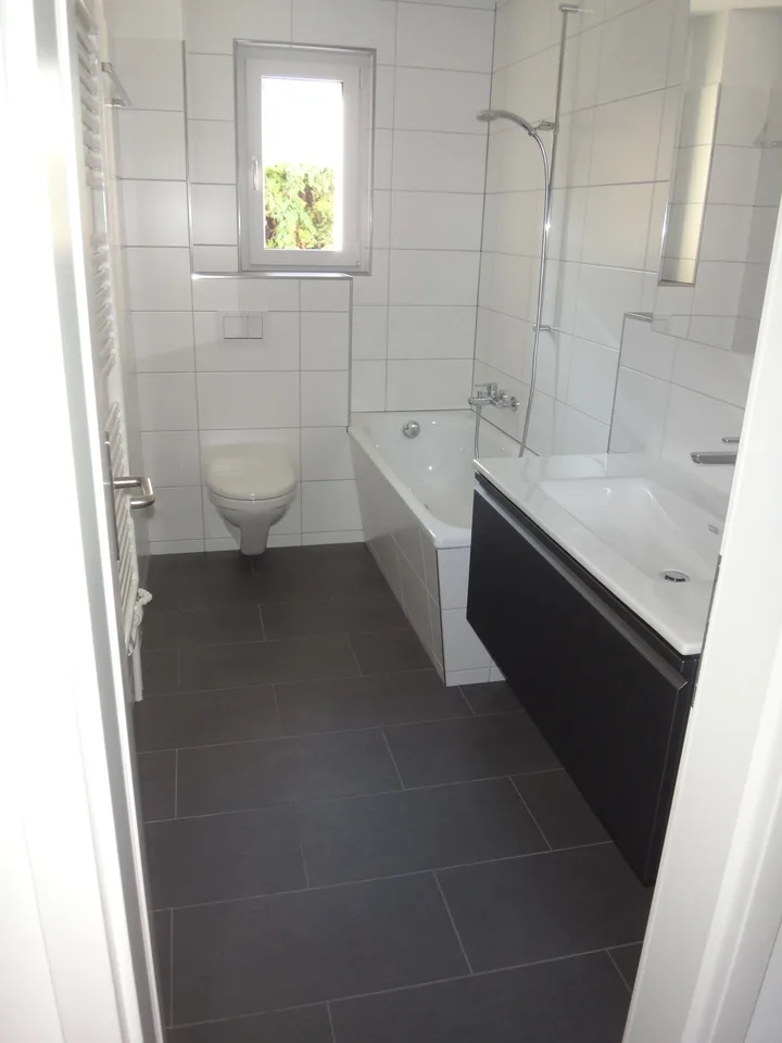 4-Bedroom Apartment in Rural Environment and Close to Town