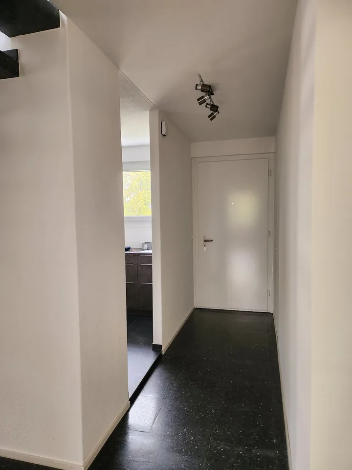 Exklusive 6.5 Zimmer Duplex-Wohnung zu vermieten – Foto 8 von 13