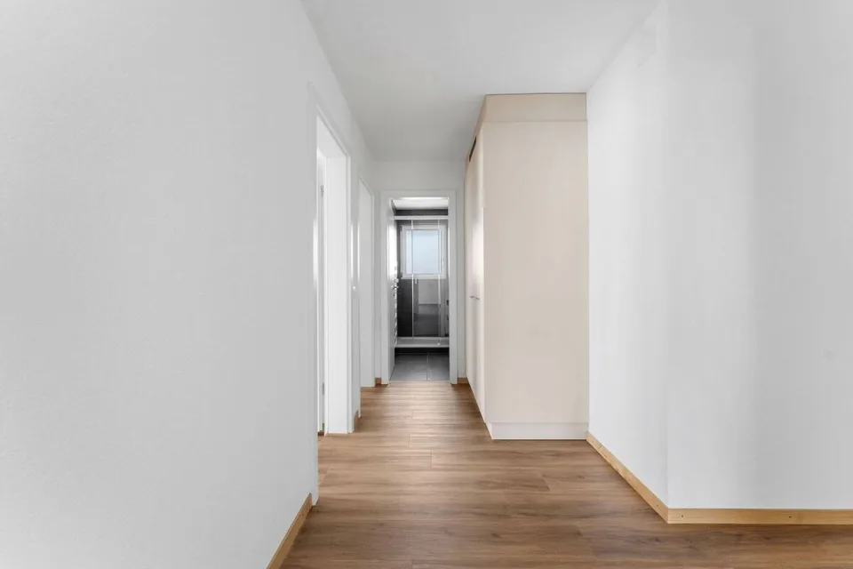 4-Zimmer-Wohnung im Hochparterre mit Balkon zu vermieten