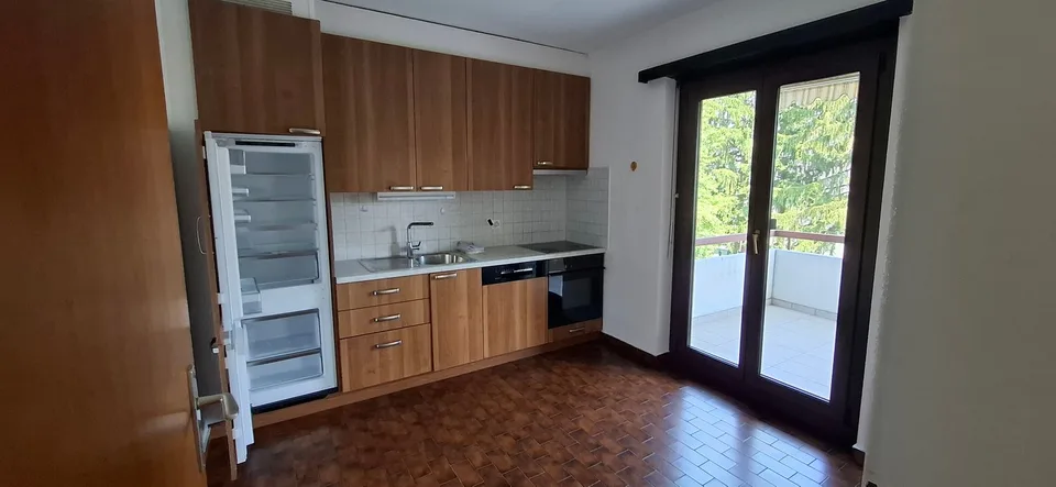 3.5-room apartment with balcony in Agno