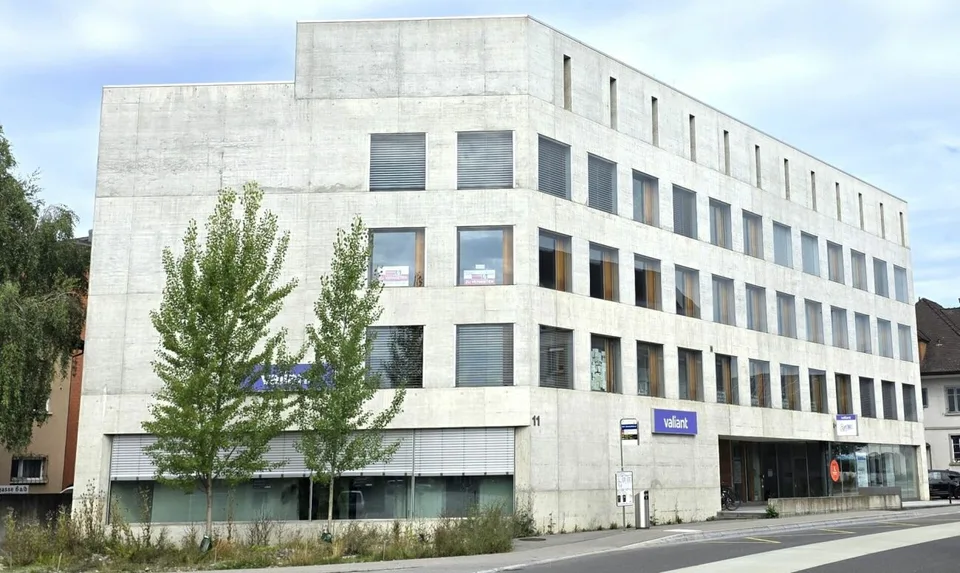 Zentrale Gewerbefläche mit moderner Infrastruktur zu vermieten
