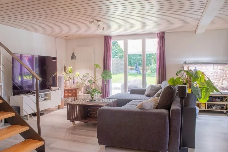 Family paradise on the edge of the forest. Peace, nature, and plenty of space to live