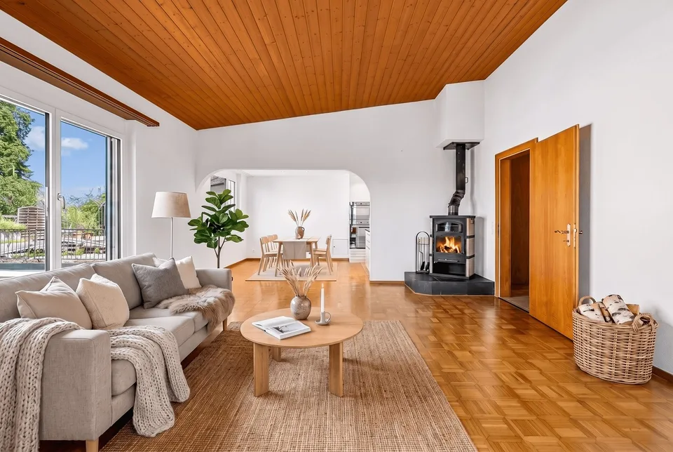 3 appartements, atelier et espace commercial : vivre et travailler combinés