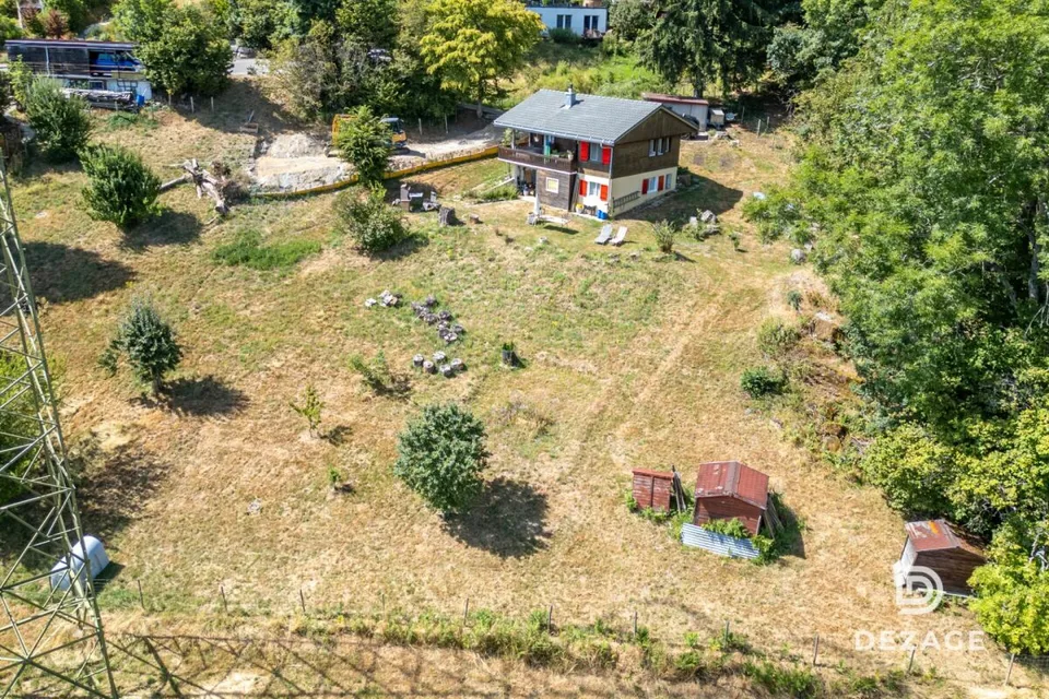Tranquillité, vue lac et 8'000 CHF/an de revenus passifs : votre future maison à Villars-Burquin