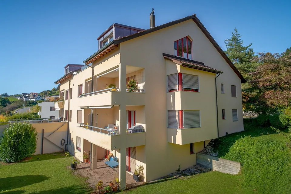 Helle Wohnung mit Ausblick zu vermieten