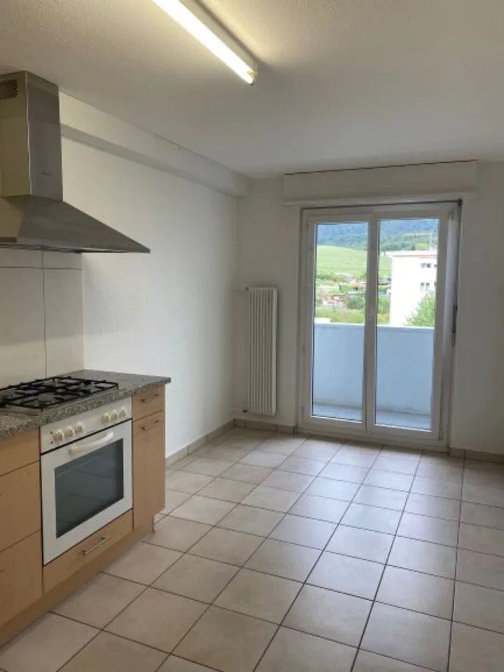 Schönes und geräumiges 4-Zimmer-Apartment im 4. Stock