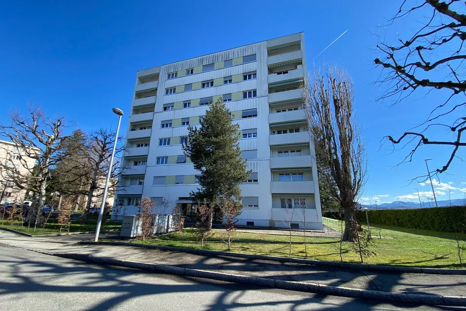 Bel et spacieux appartement de 4 pièces au 4e étage