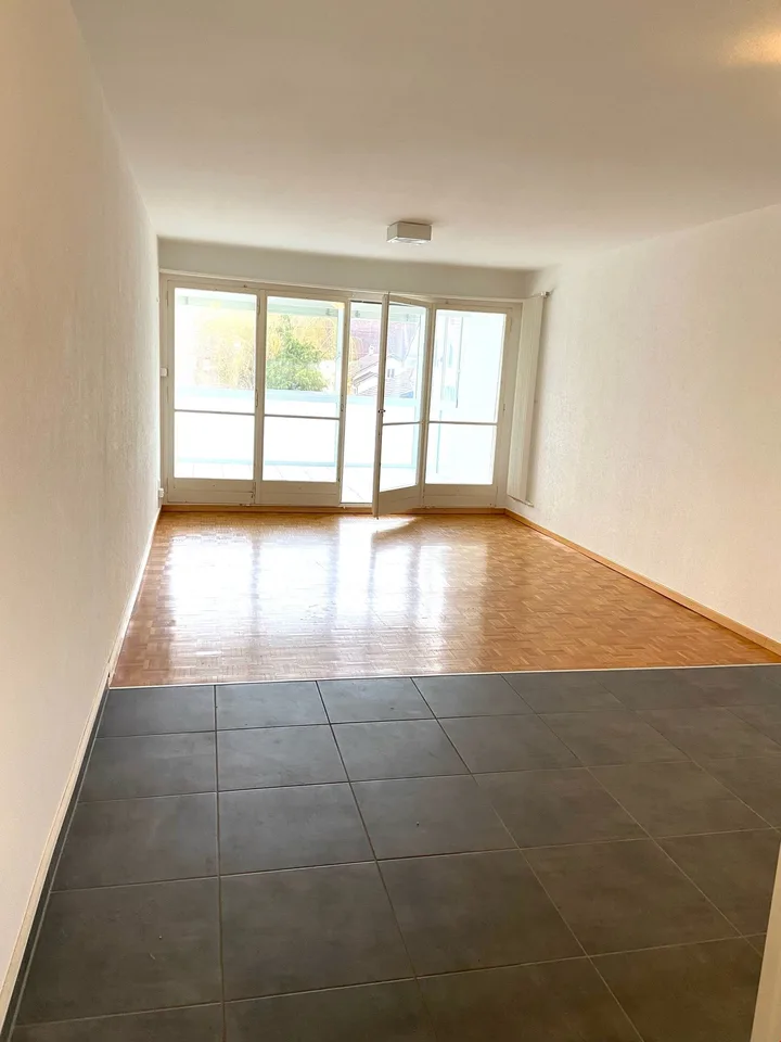 Very beautiful 3.5-room apartment on the 3rd floor