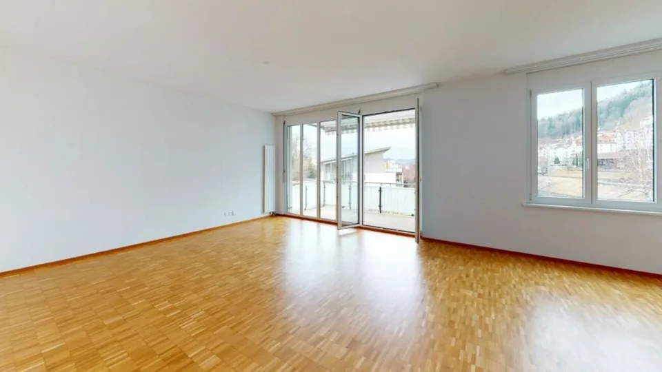Beautiful city-near 2.5 room apartment