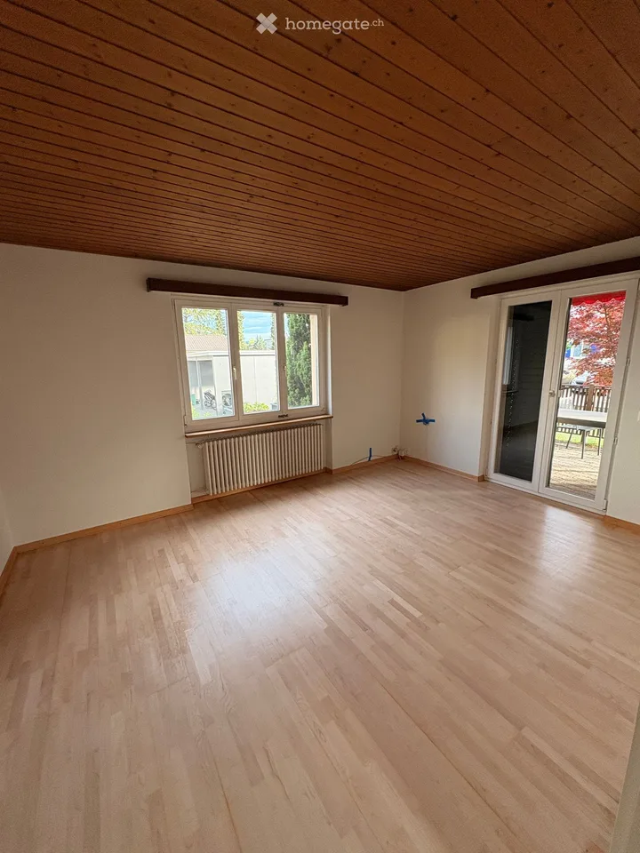 Charming 5.5-room single-family house with large garden in Buchs AG – available immediately