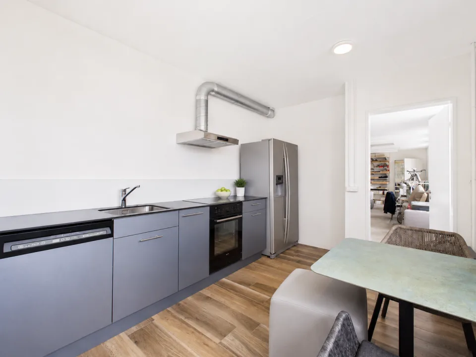 Showroom, Lager & Dachterrasse - erzielbare Bruttorendite bis 6 %