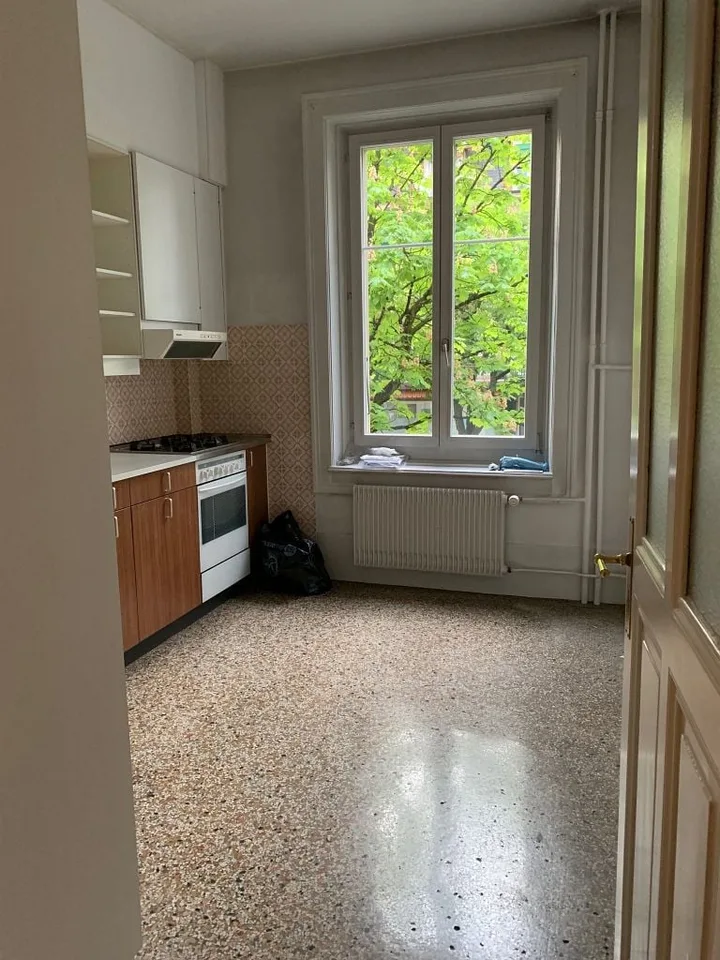 Appartamento 3 camere, 1° piano