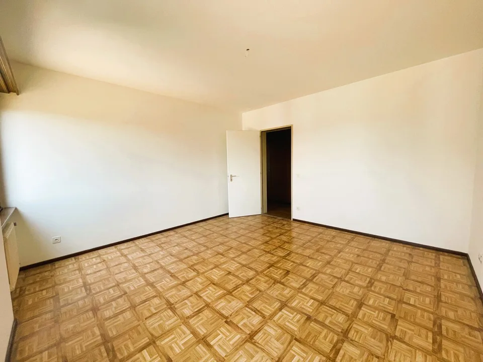 MENDRISIO - 4,5 Zimmer ideal für eine Familie – Foto 6 von 12