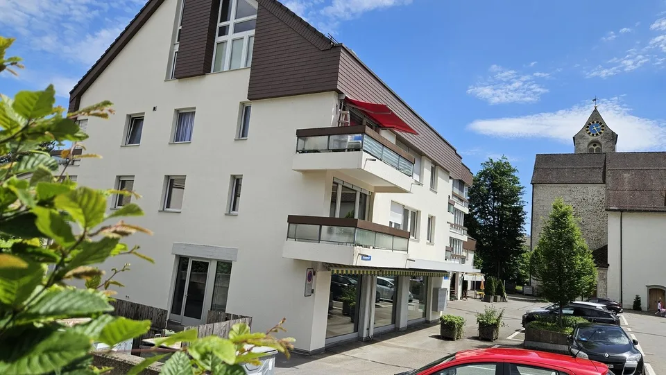 Büro/Ladenfläche Zentral in Rüti ZH