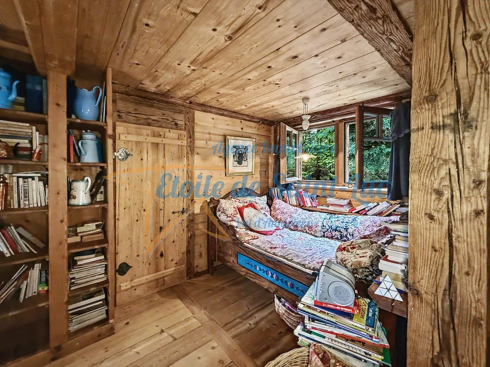 Superbe chalet et ses deux raccards