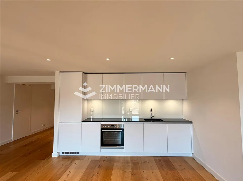 Apartment,4,94