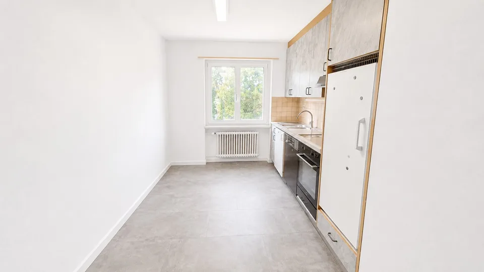 Zentrale 4-Zimmer-Wohnung mit Garten in Uster (Befristung bis 30.09.2027)