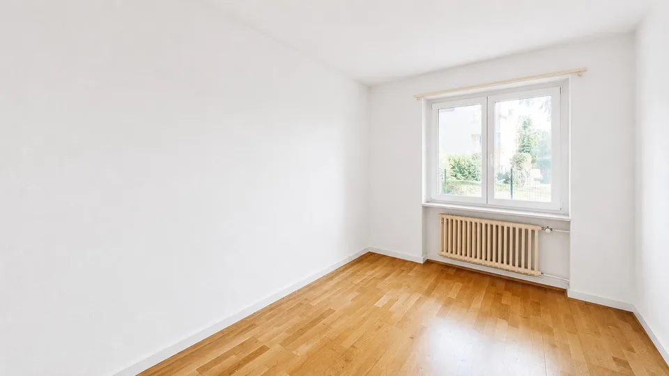 Zentrale 4-Zimmer-Wohnung mit Garten in Uster (Befristung bis 30.09.2027)