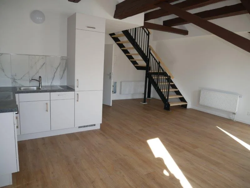 Charmante 3.5-Zimmer-Maisonette-Wohnung in Oberkulm – sofort verfügbar!