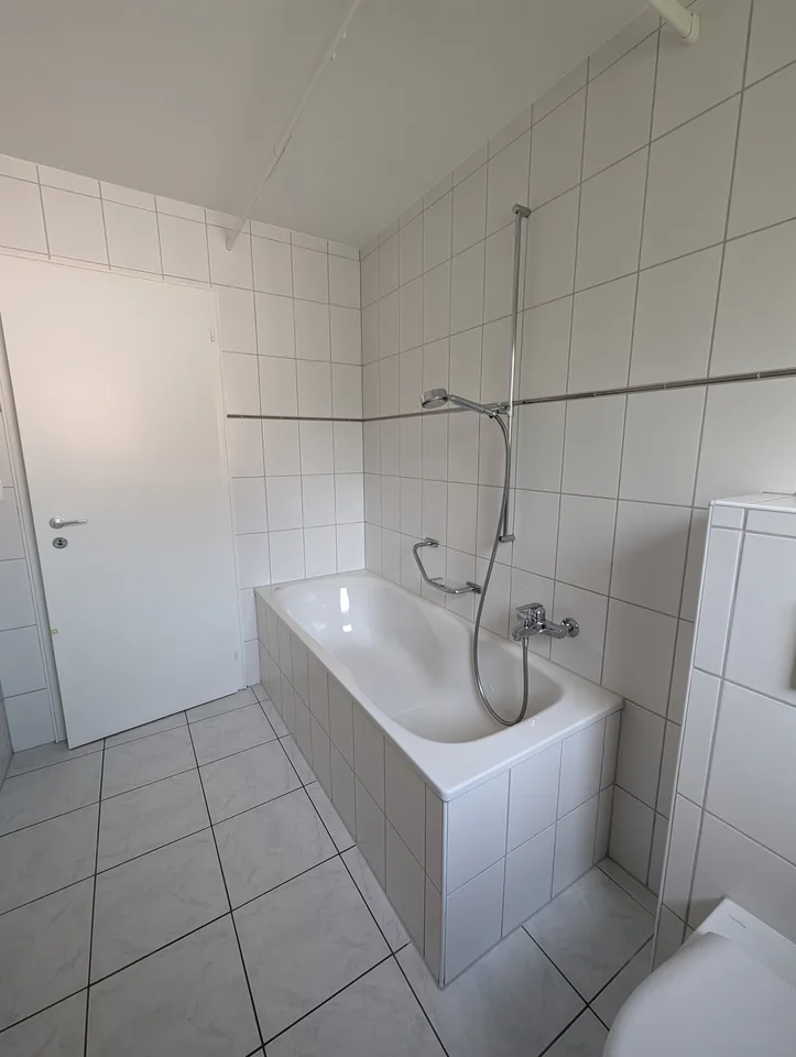 Bel appartement 4 pièces avec 2 balcons à Arlesheim