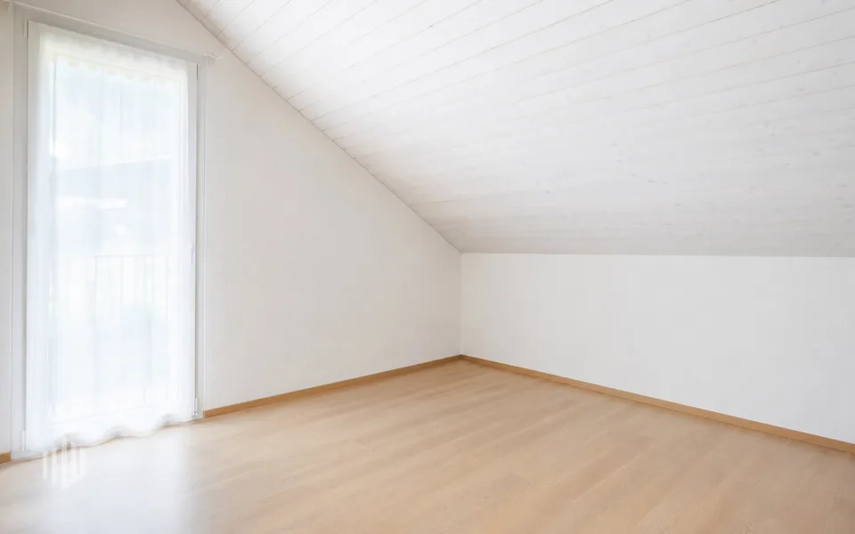 ImmoWyss - Moderne Dachwohnung mit Galerie und traumhaftem Seeblick – Foto 6 von 9