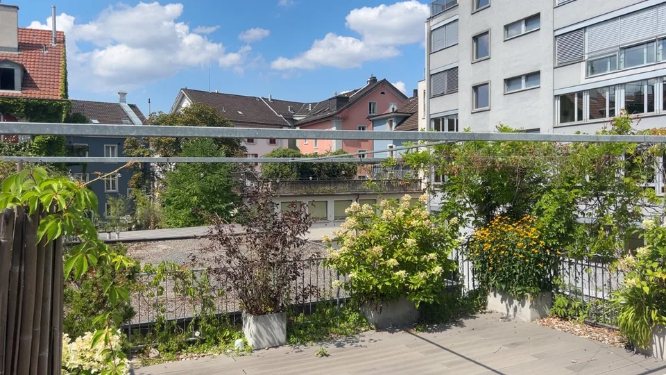 Stilvolle 3.5-Zimmer-Wohnung mit sonniger Dachterrasse im Herzen Zürichs