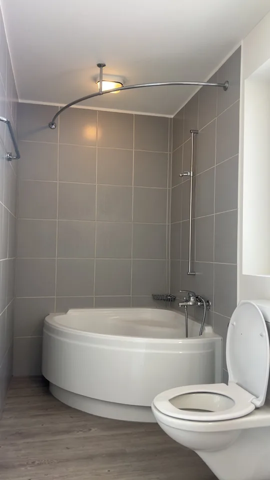 Stilvolle 3.5-Zimmer-Wohnung mit sonniger Dachterrasse im Herzen Zürichs