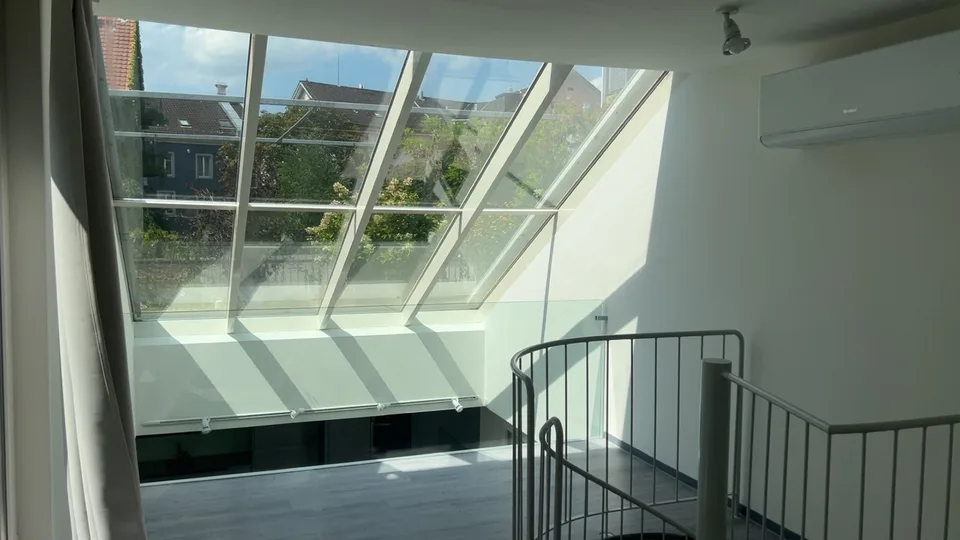 Stilvolle 3.5-Zimmer-Wohnung mit sonniger Dachterrasse im Herzen Zürichs