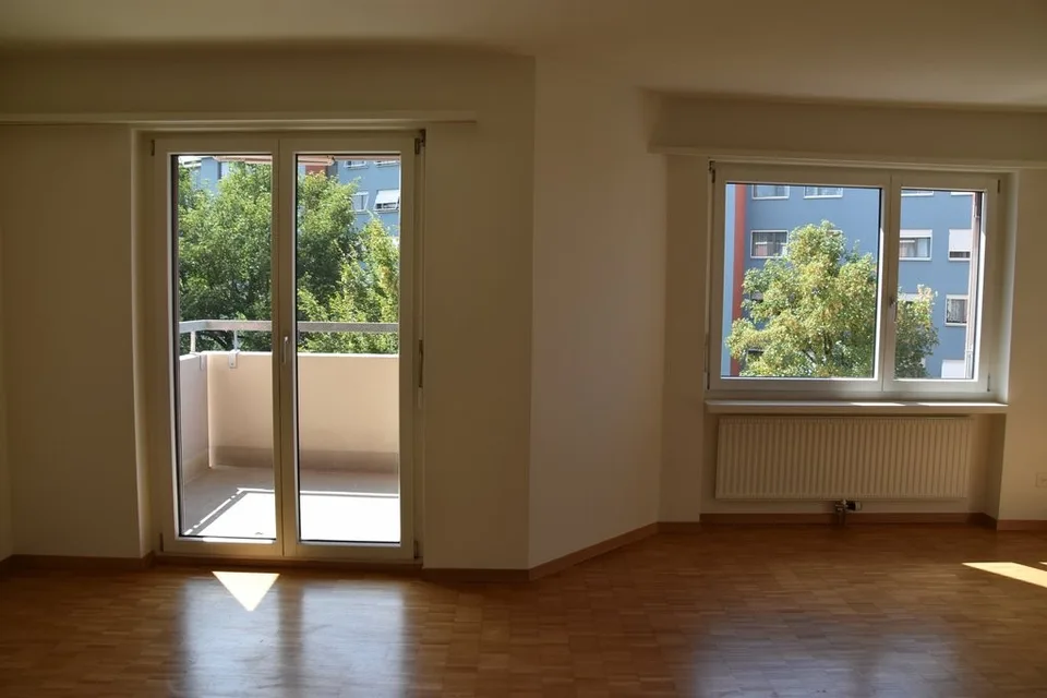 Helle Attikawohnung per 01.09.2026 in Wetzikon ZH