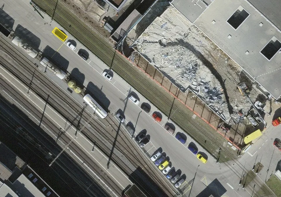 Aussenparkplatz am Bahnhof Glattbrugg