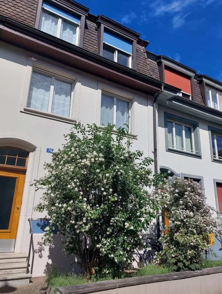 Charmante 2.5-Zimmer-Wohnung mit Balkon in Basel