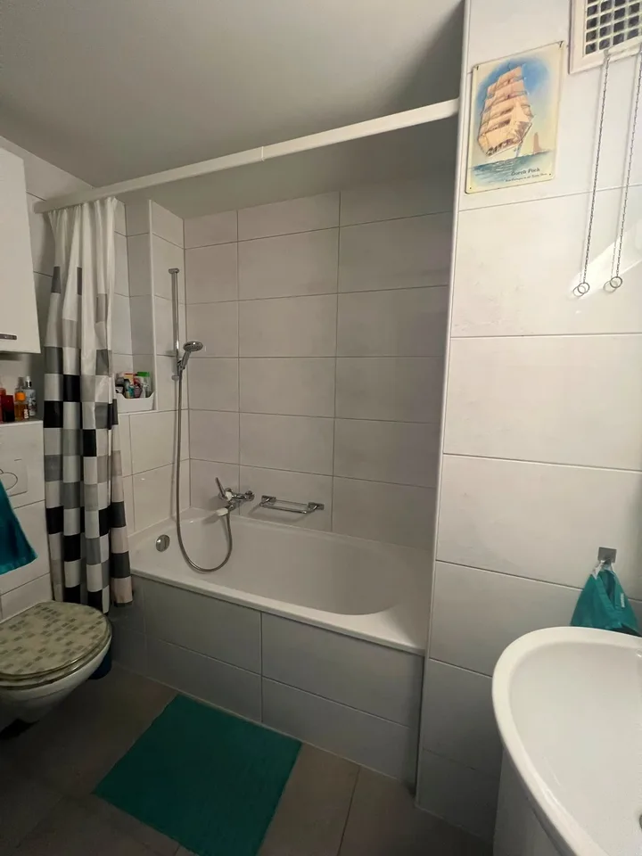 Charming 2.5-room apartment with balcony in Basel