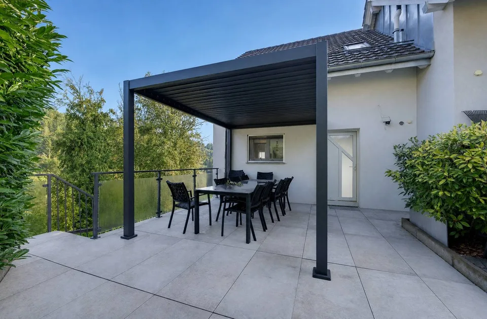 Reihenhaus-Villa mit 5,5 Zimmern und privatem Gartenspace von 200m2 – Foto 8 von 24