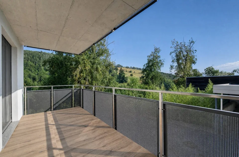 Reihenhaus-Villa mit 5,5 Zimmern und privatem Gartenspace von 200m2 – Foto 9 von 24