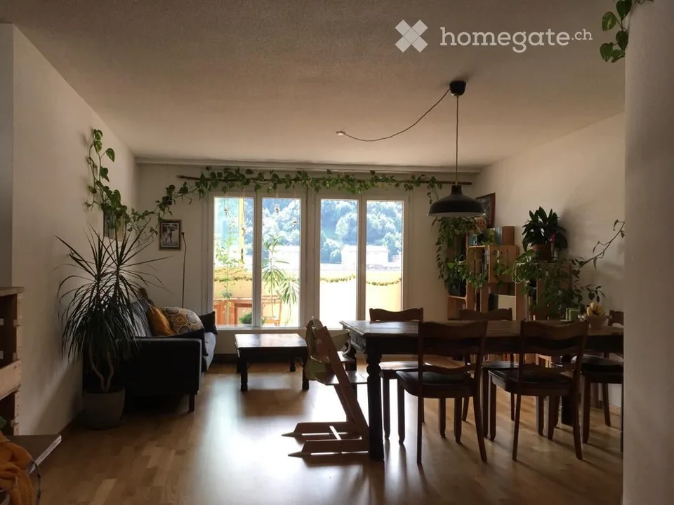 Charmante 3.5-Zimmer-Wohnung mit Balkon und Aussicht in Luzern