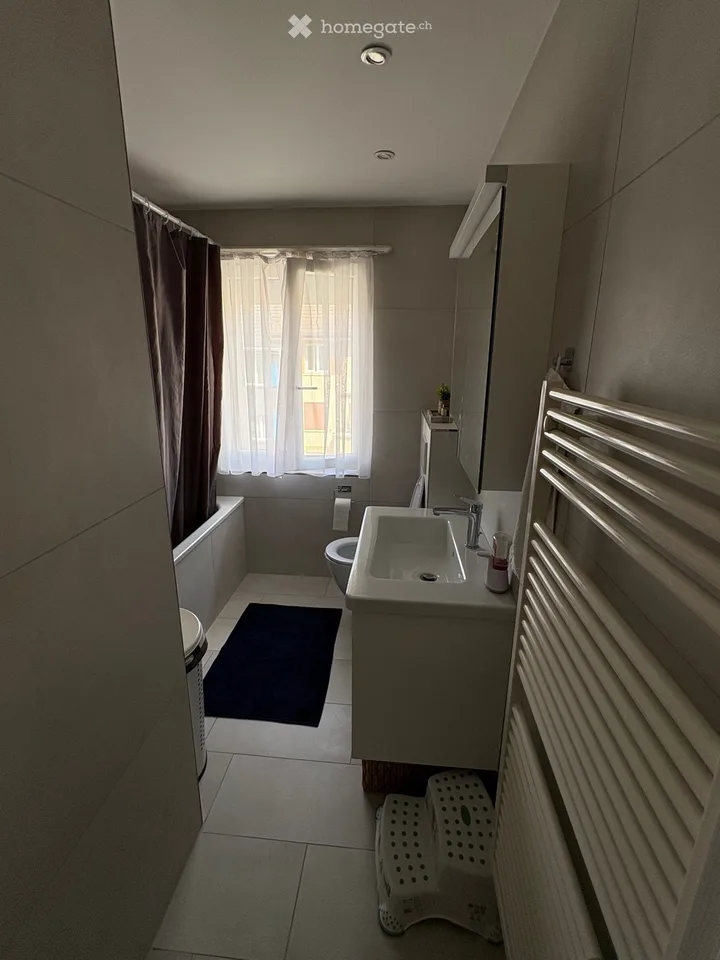 Maison mitoyenne rénovée de 5,5 pièces avec studio, jardin d'hiver et pompe à chaleur – photo 2 sur 17