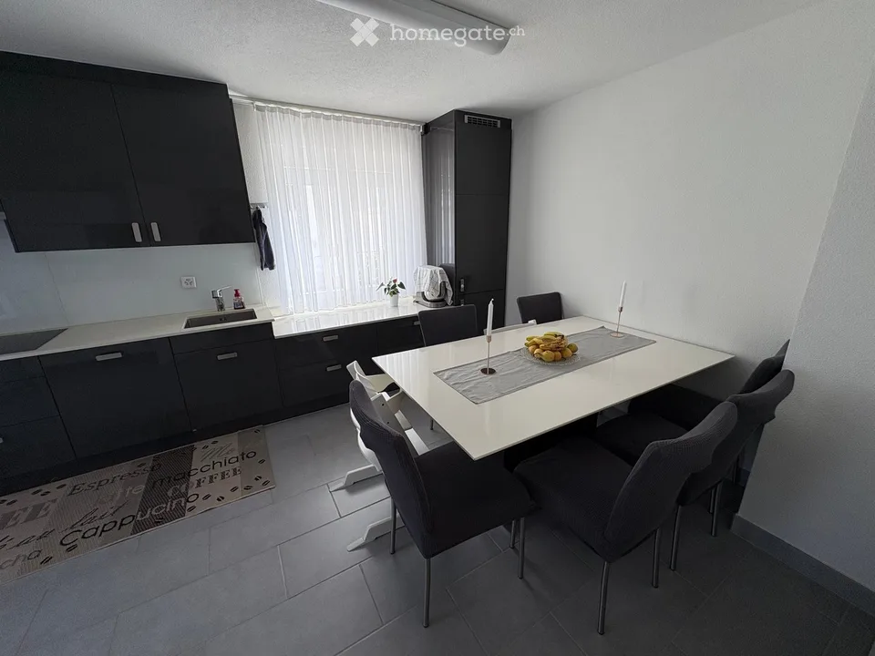 Maison mitoyenne rénovée de 5,5 pièces avec studio, jardin d'hiver et pompe à chaleur – photo 11 sur 17
