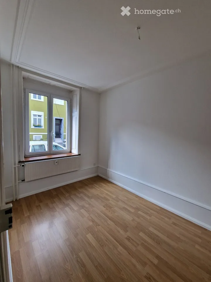 Charmant appartement de vieille construction dans un emplacement de rêve