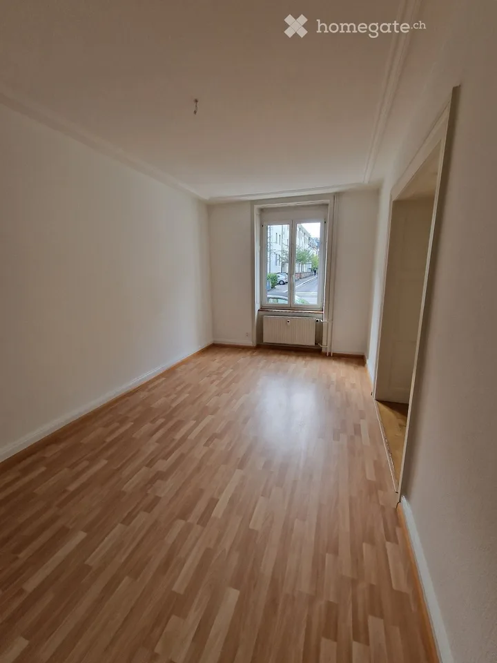 Charmant appartement de vieille construction dans un emplacement de rêve