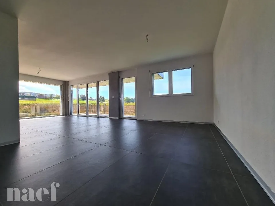 Schönes 4.5-Zimmer-Apartment zur Miete in Dompierre!