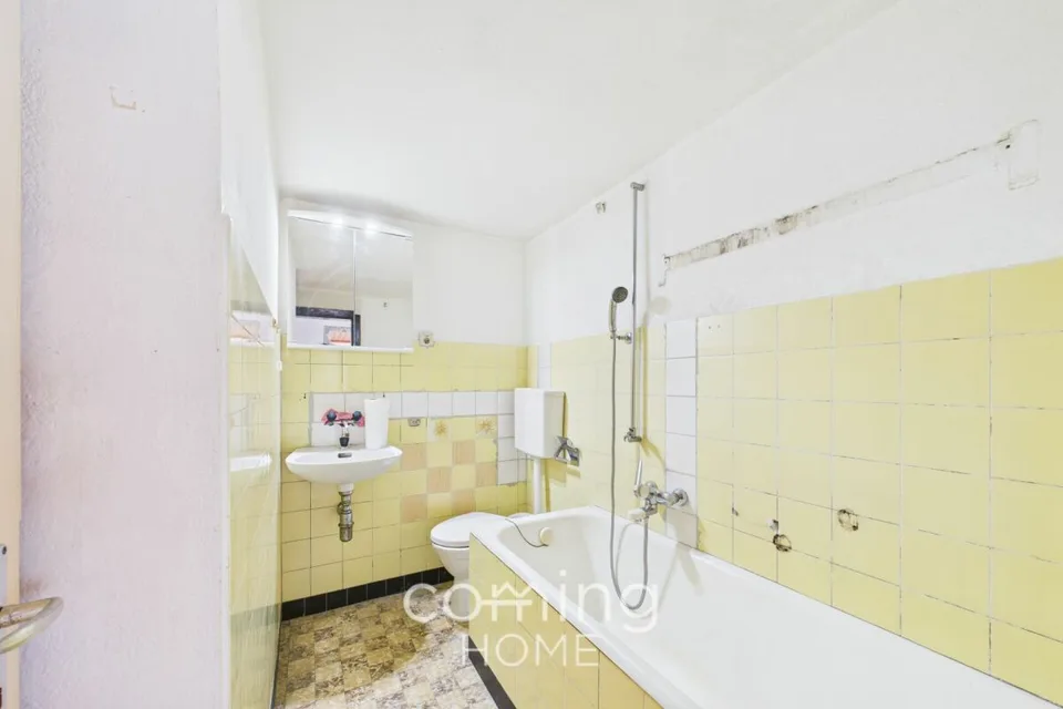 2.5-Zimmer-Wohnung mit zusätzlichem Raum und viel Gestaltungspotenzial in Saas-Balen – foto 16 di 18