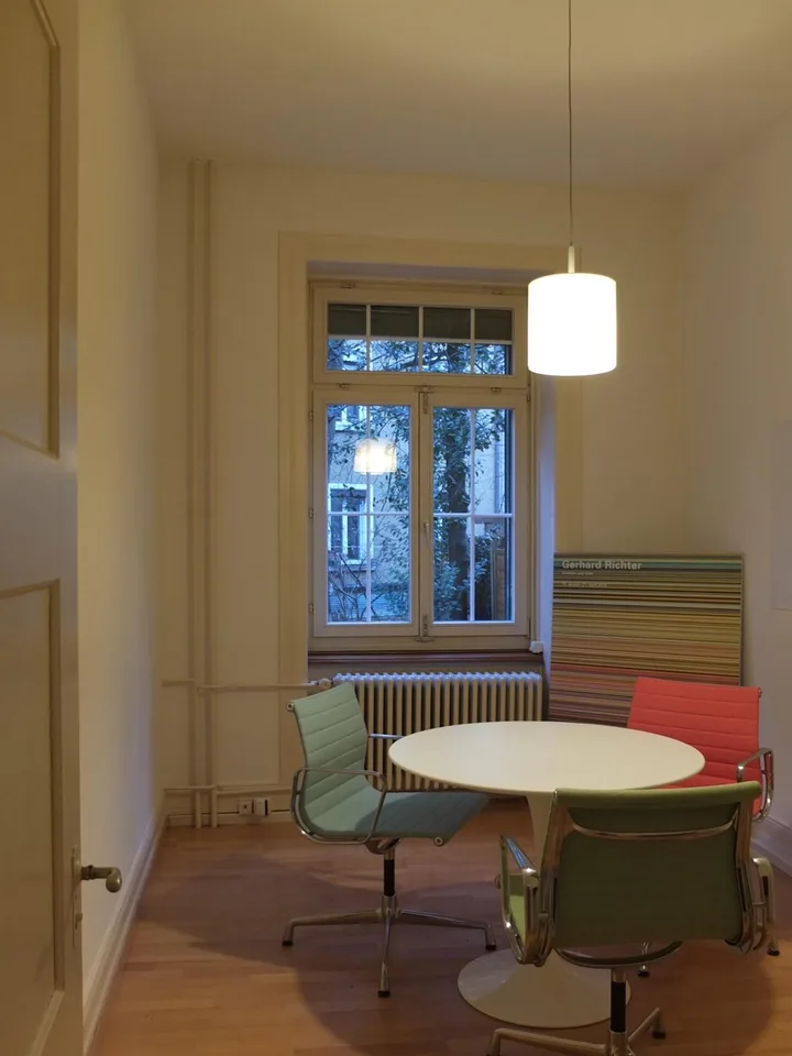 Büroräumlichkeiten im Kreis 5 befristet zu vermieten
