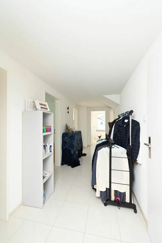 4-room apartment for rent with eat-in kitchen copy