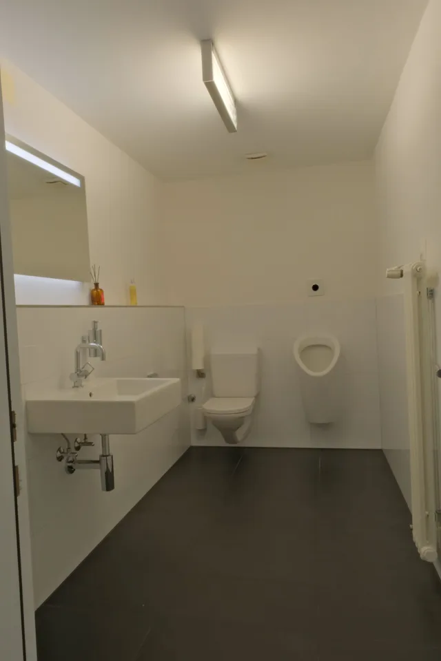 Spacious office and practice space near Burgdorf train station – photo 14 of 16