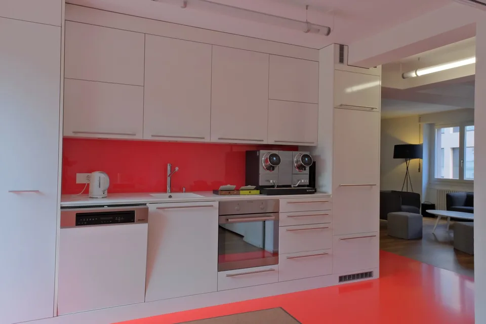 Spacious office and practice space near Burgdorf train station – photo 12 of 16