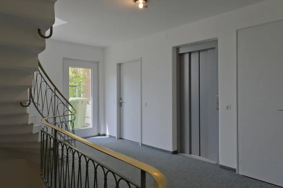 Spacious office and practice space near Burgdorf train station – photo 16 of 16